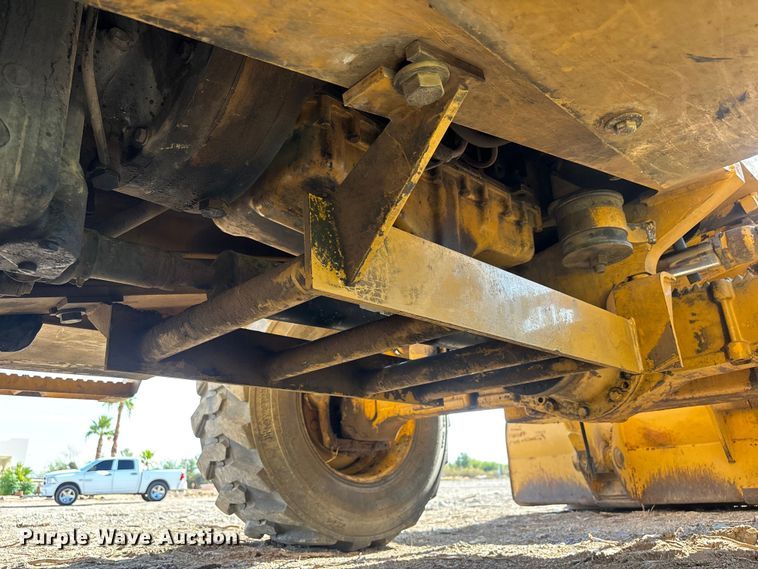 image for item EL2530 2005 Caterpillar 446D backhoe
