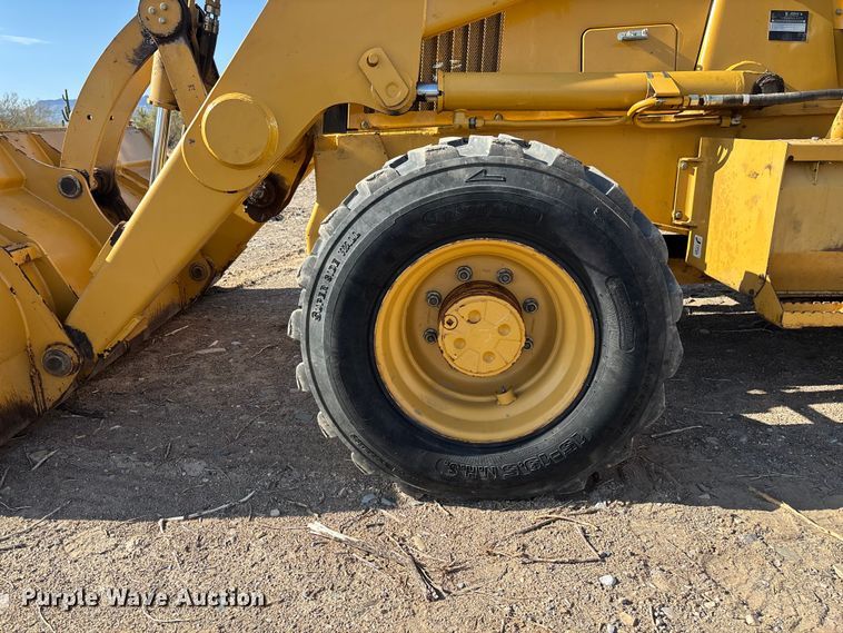 image for item EL2530 2005 Caterpillar 446D backhoe