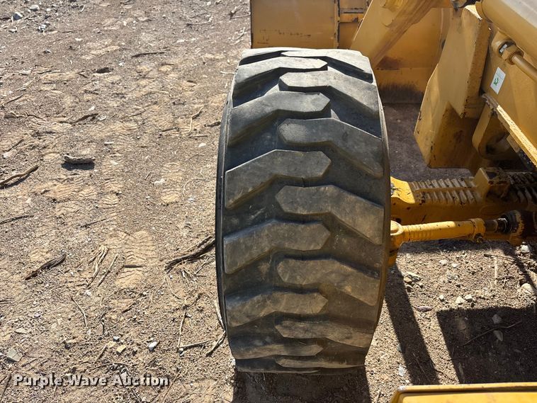 image for item EL2530 2005 Caterpillar 446D backhoe