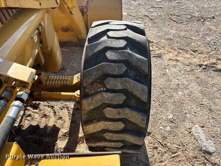 image for item EL2530 2005 Caterpillar 446D backhoe