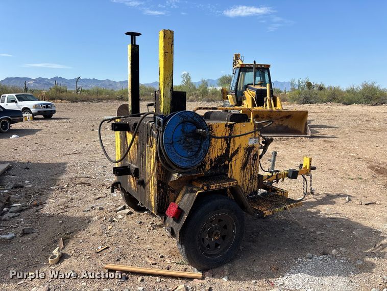 image for item EL2531 Leeboy L250 asphalt trailer
