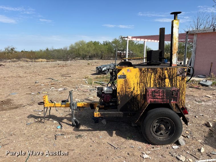 image for item EL2531 Leeboy L250 asphalt trailer