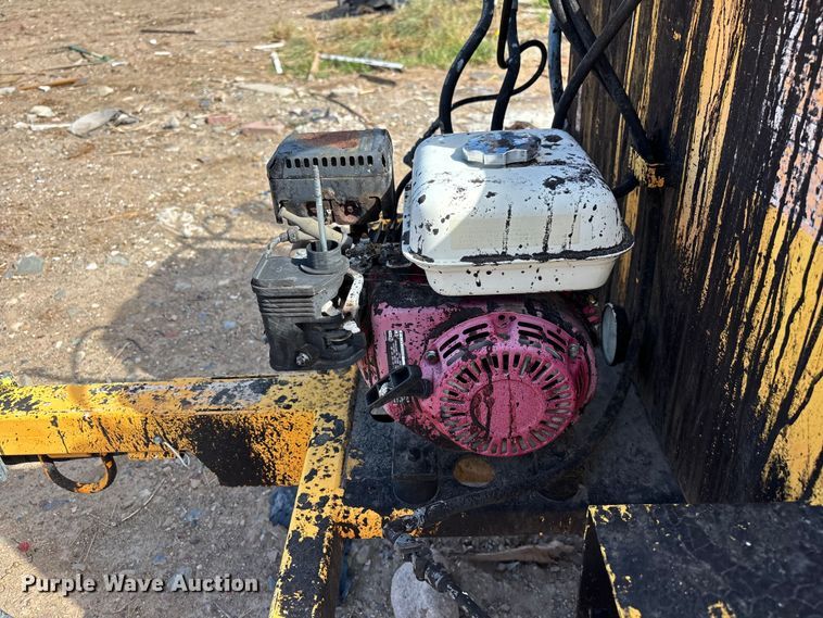 image for item EL2531 Leeboy L250 asphalt trailer
