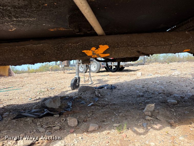 image for item EL2531 Leeboy L250 asphalt trailer