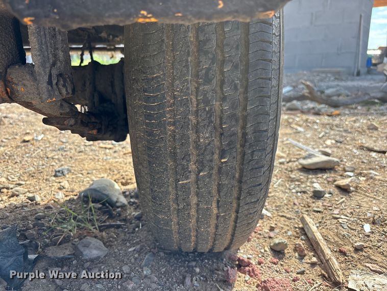 image for item EL2531 Leeboy L250 asphalt trailer