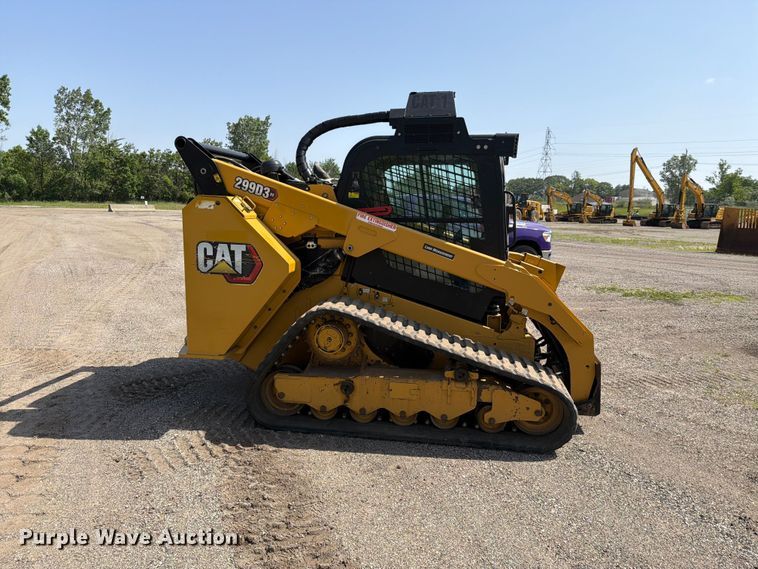 image for item EM0140 2023 Caterpillar 299D3 XE tracked skid steer loader