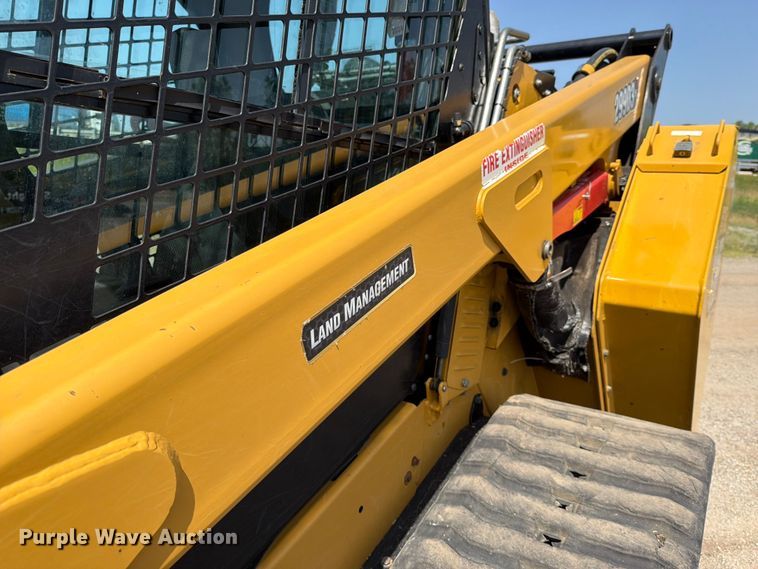 image for item EM0140 2023 Caterpillar 299D3 XE tracked skid steer loader
