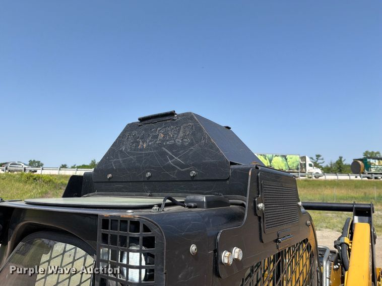 image for item EM0140 2023 Caterpillar 299D3 XE tracked skid steer loader
