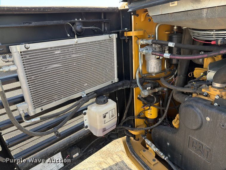 image for item EM0140 2023 Caterpillar 299D3 XE tracked skid steer loader