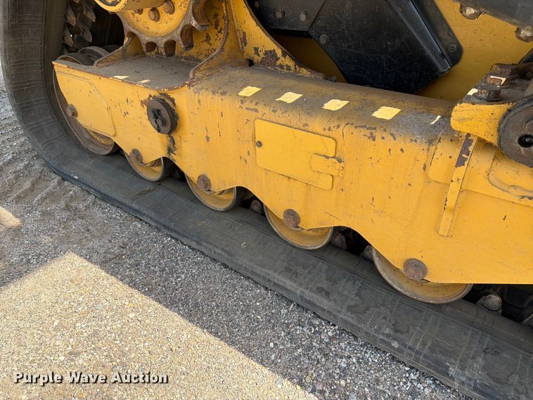 image for item EM0140 2023 Caterpillar 299D3 XE tracked skid steer loader