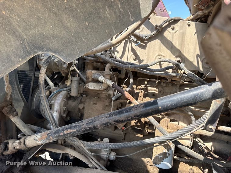 image for item EN0396 1990 Freightliner dump truck