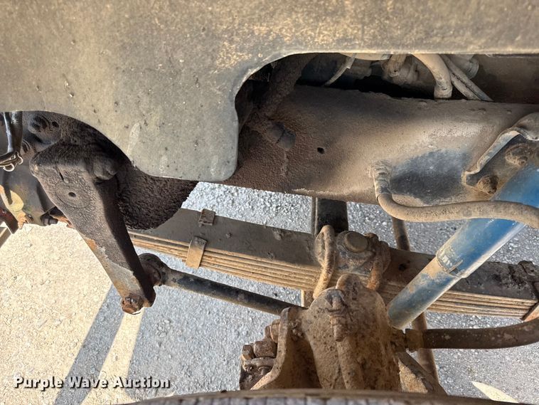 image for item EN0396 1990 Freightliner dump truck