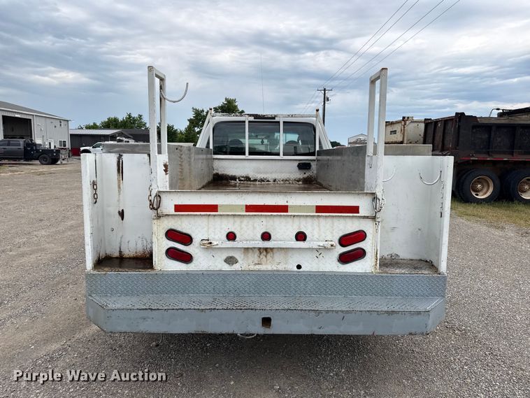 image for item EN0397 2008 Ford F350 Super Duty XL Crew Cab flatbed pickup truck