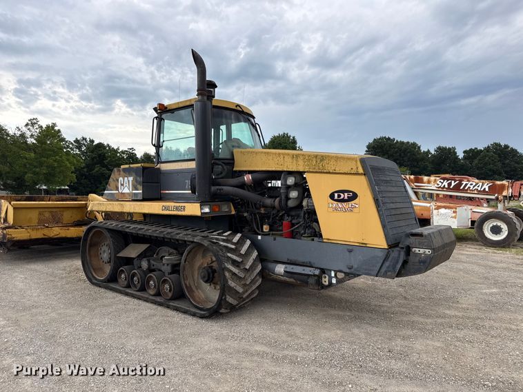 image for item EN0400 1994 Caterpillar Challenger 75C tractor