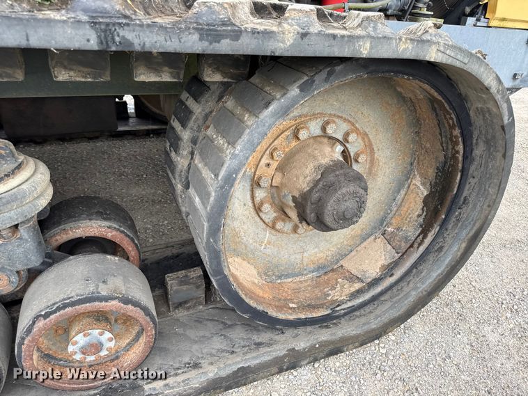 image for item EN0400 1994 Caterpillar Challenger 75C tractor