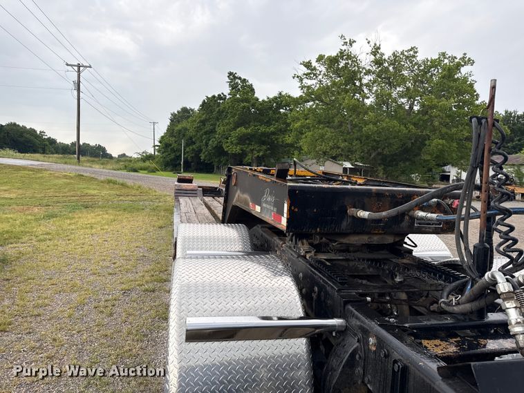 image for item EN0403 1996 Talbert TDW-35S-HRG-1-T1 lowboy equipment trailer