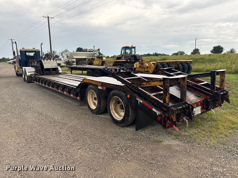 image for item EN0403 1996 Talbert TDW-35S-HRG-1-T1 lowboy equipment trailer