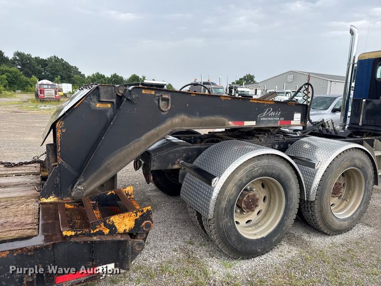 image for item EN0403 1996 Talbert TDW-35S-HRG-1-T1 lowboy equipment trailer