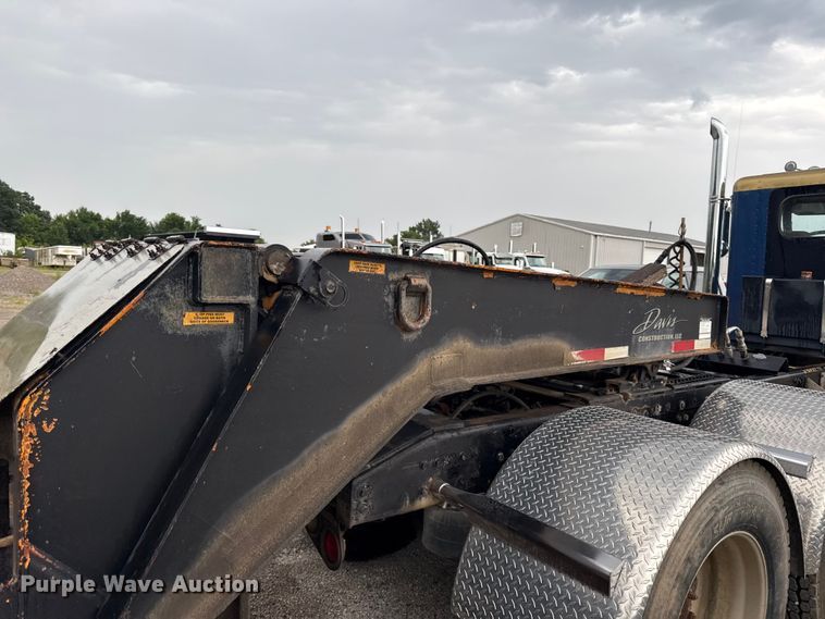 image for item EN0403 1996 Talbert TDW-35S-HRG-1-T1 lowboy equipment trailer