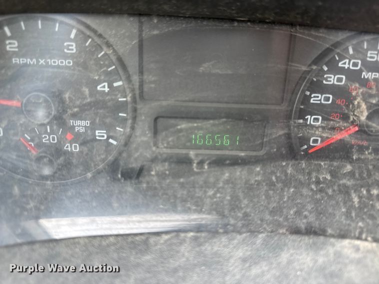 image for item EN0406 2006 Ford F550 utility / service truck