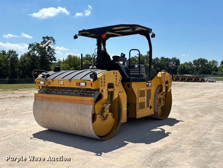 image for item EO4381 2016 Caterpillar CB68B Versa-Vibe double drum vibratory roller
