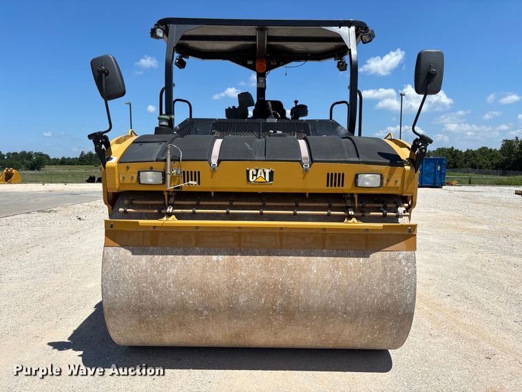 image for item EO4381 2016 Caterpillar CB68B Versa-Vibe double drum vibratory roller