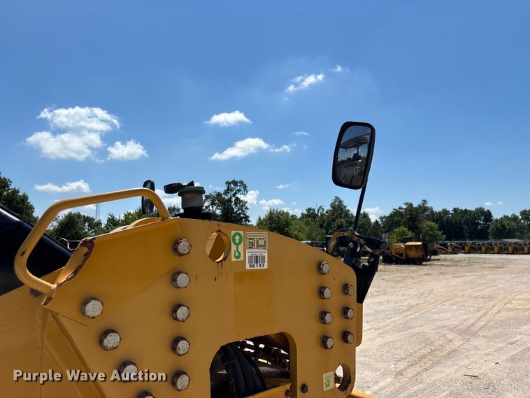 image for item EO4381 2016 Caterpillar CB68B Versa-Vibe double drum vibratory roller