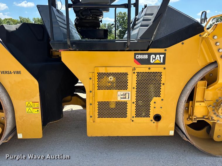 image for item EO4381 2016 Caterpillar CB68B Versa-Vibe double drum vibratory roller