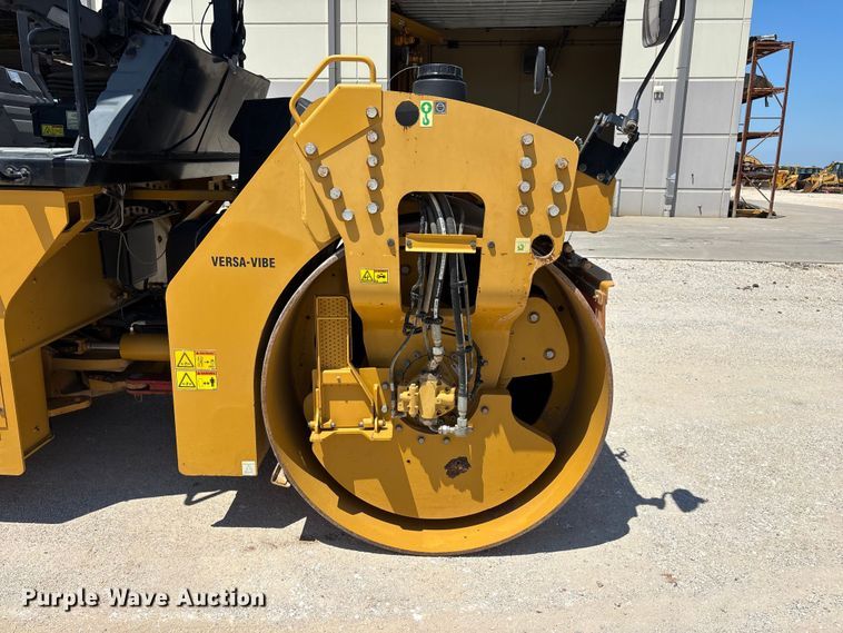 image for item EO4381 2016 Caterpillar CB68B Versa-Vibe double drum vibratory roller