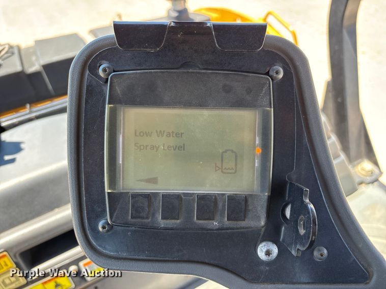 image for item EO4381 2016 Caterpillar CB68B Versa-Vibe double drum vibratory roller