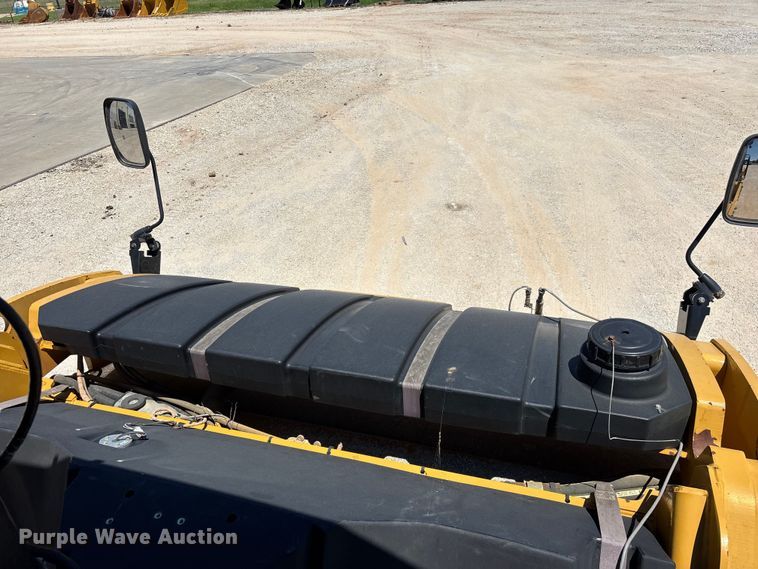 image for item EO4381 2016 Caterpillar CB68B Versa-Vibe double drum vibratory roller