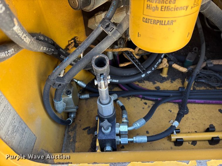 image for item EO4381 2016 Caterpillar CB68B Versa-Vibe double drum vibratory roller