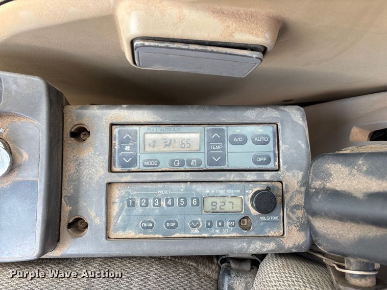 image for item EO4391 2008 John Deere 200D LC excavator
