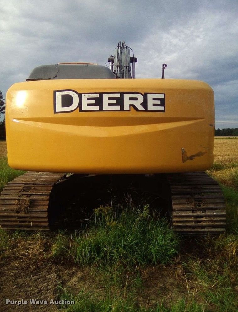 image for item EO4391 2008 John Deere 200D LC excavator