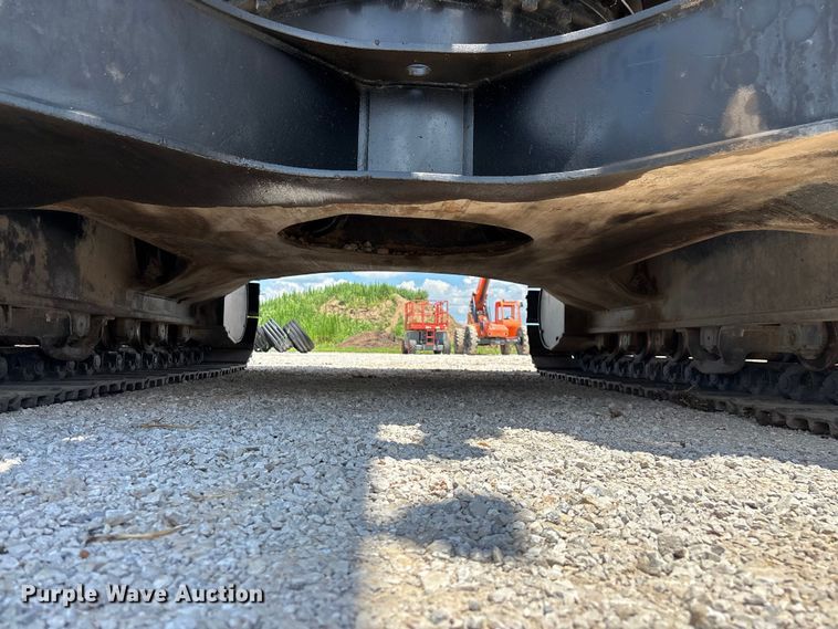 image for item EO4391 2008 John Deere 200D LC excavator