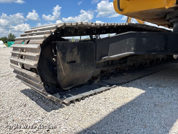 image for item EO4391 2008 John Deere 200D LC excavator