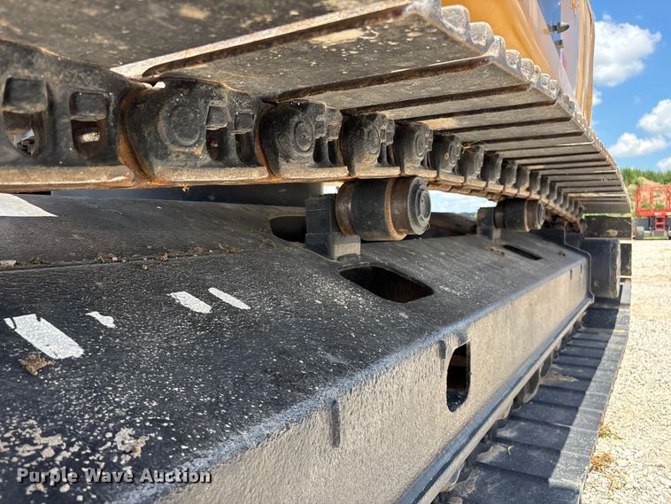 image for item EO4391 2008 John Deere 200D LC excavator