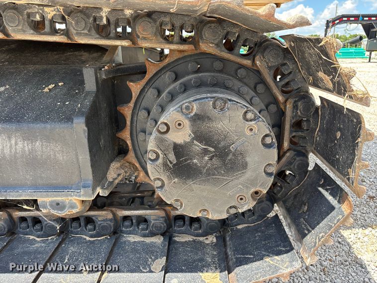 image for item EO4391 2008 John Deere 200D LC excavator
