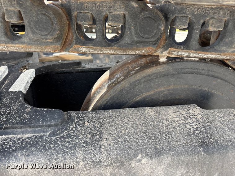 image for item EO4391 2008 John Deere 200D LC excavator
