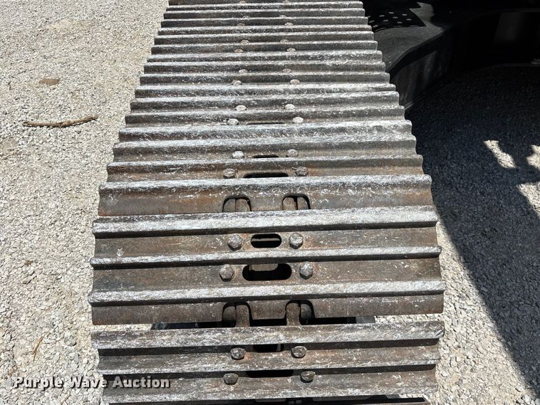 image for item EO4391 2008 John Deere 200D LC excavator