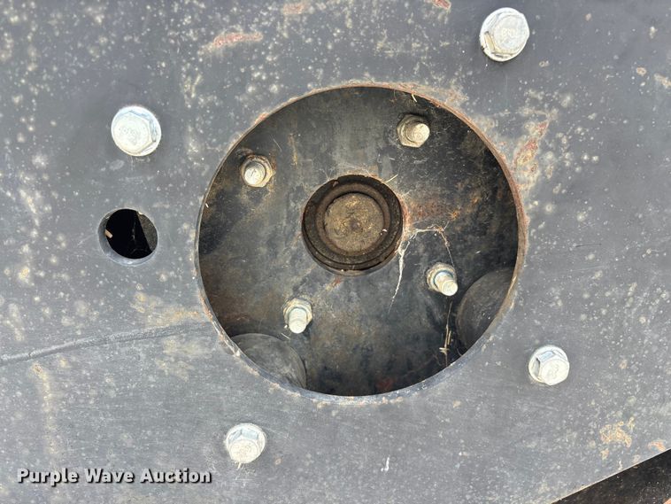 image for item EO4392 Skid steer vibratory roller