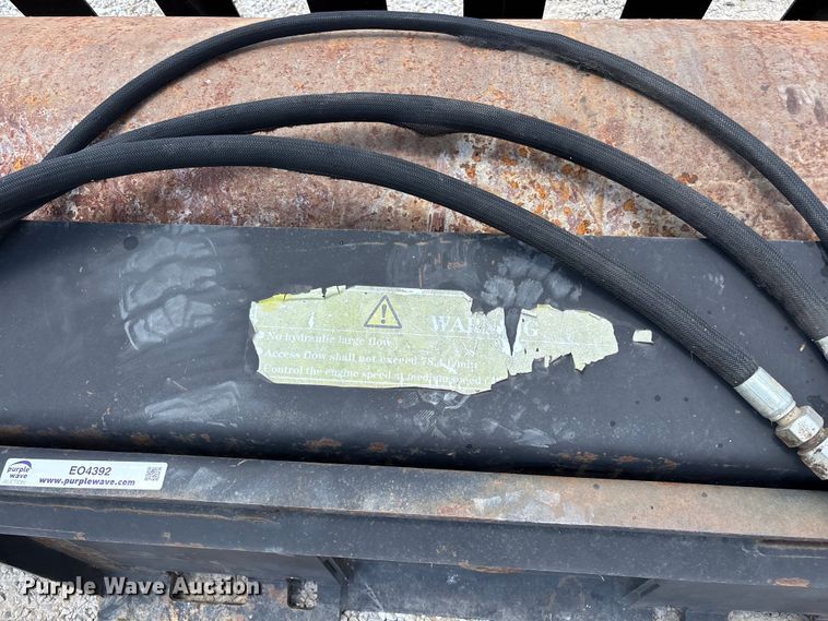 image for item EO4392 Skid steer vibratory roller