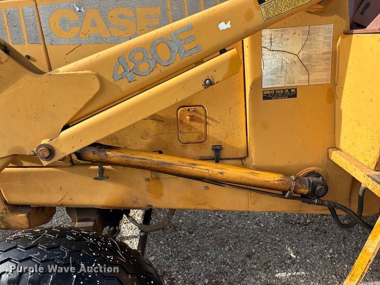 image for item EO4394 Case 480E backhoe