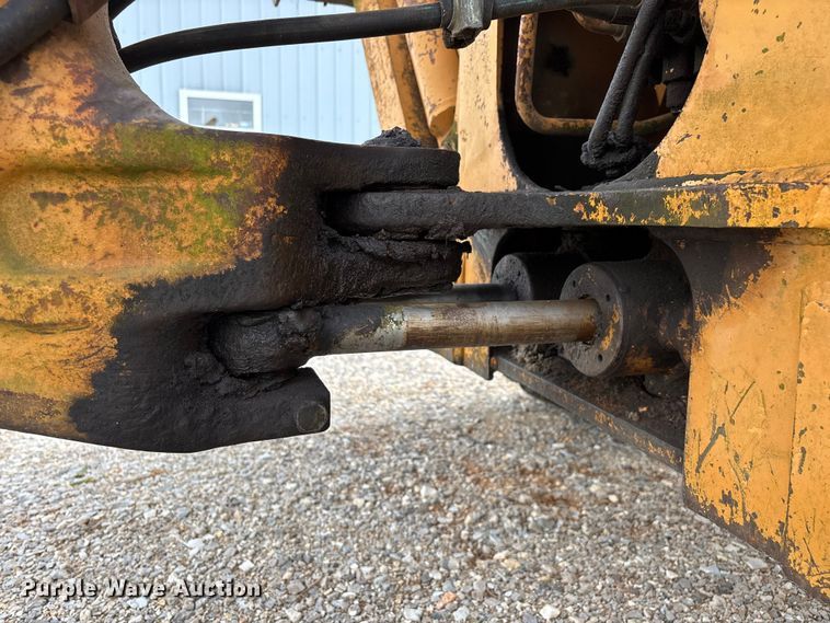 image for item EO4394 Case 480E backhoe