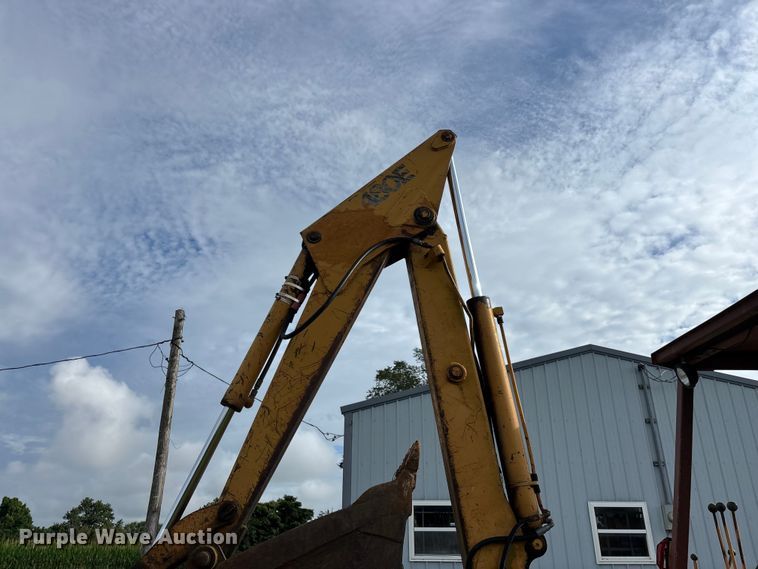 image for item EO4394 Case 480E backhoe