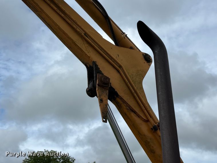 image for item EO4394 Case 480E backhoe