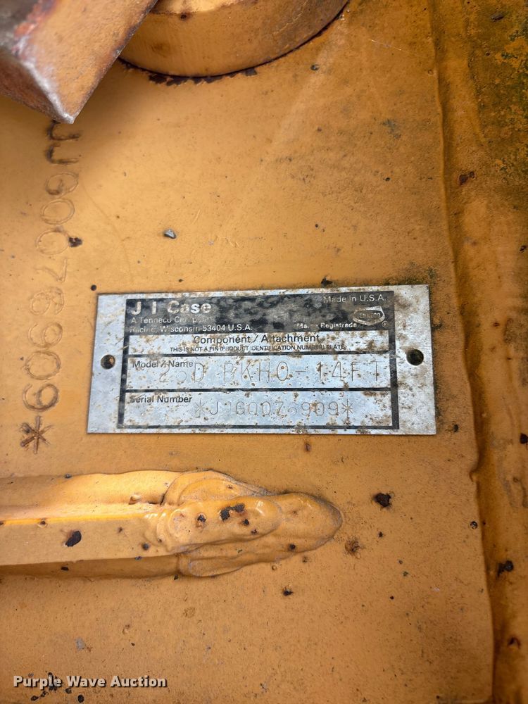 image for item EO4394 Case 480E backhoe