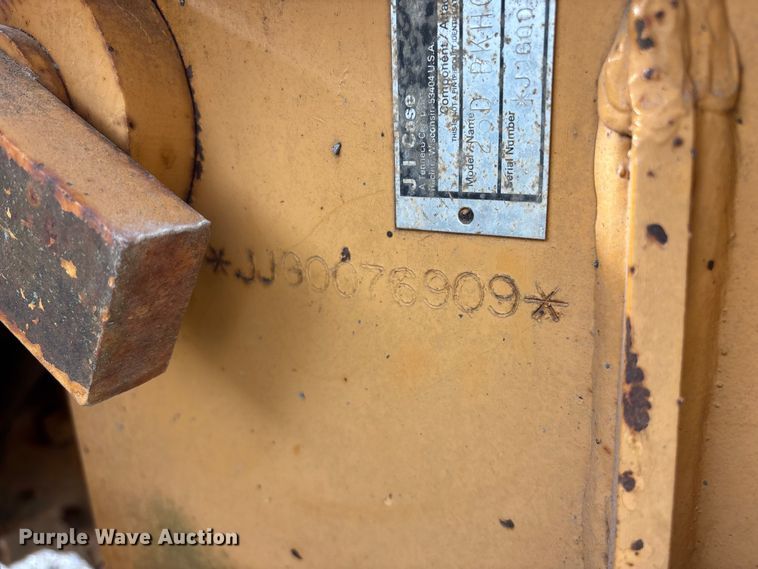image for item EO4394 Case 480E backhoe