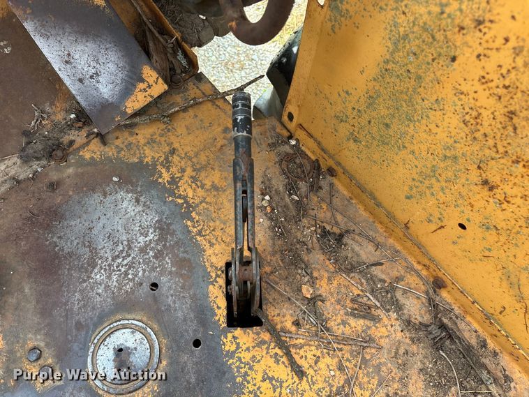 image for item EO4394 Case 480E backhoe