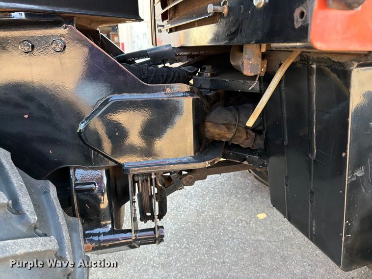 image for item EO8541 2003 Ditch Witch 410SXD vibratory cable plow